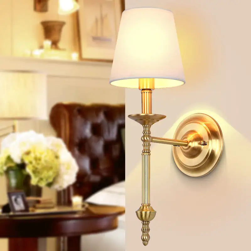 Traditional Style Wall Sconce